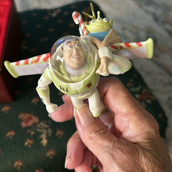 Walt Disney showcase Lennox, merry Christmas and happy Lightyear from Toy story - Picture 7 of 9